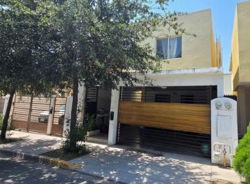 Casa de 3 habitaciones, García · Casa en Venta en Mitras Poniente Sector Toledo (Zona Cumbres García)