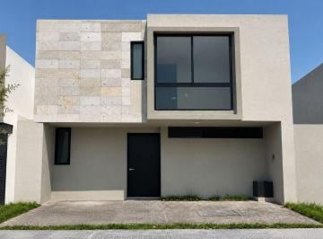 Casa de 3 habitaciones, Zapopan · Casa en Venta en Condominio Altika Natural Living