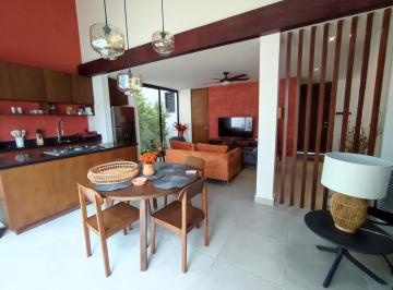 Casa · 168m² · 2 Recámaras · 2 Estacionamientos · Renta Casa Estilo Townhouse Cocina Equipada y Closets en Privada L63, Temozon Norte, Merida