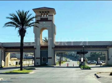 Casa · 96m² · 3 Recámaras · 2 Estacionamientos · Casa en Venta en Alta California, Tlajomulco de Zuñiga.
