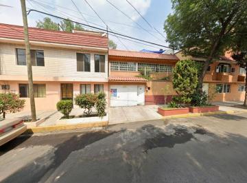 Casa de 3 habitaciones, Xochimilco · Casa de 100 m² con 3 Recámaras en Venta en Lomas de Tonalco, Xoch