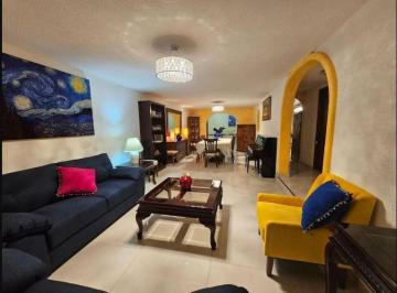 Casa de 3 habitaciones, Iztacalco · Casa en Venta en Retorno 5 Sur 16, Agrícola Oriental, Iztacalco, Cdmx.