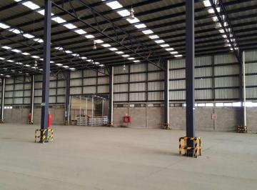 Bodega comercial , Tlalnepantla de Baz · Bodega en Renta a 100 m de Gustavo Baz de 4,581 m², Amplio Patio de Maniobras