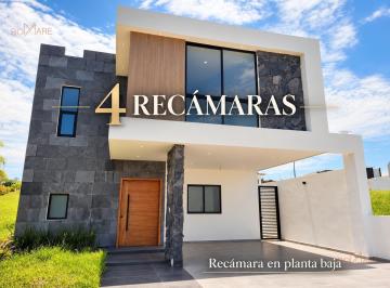 Casa · 217m² · 4 Recámaras · 2 Estacionamientos · Casa con Habitación en Planta Baja | Fracc. Lomas del Dorado