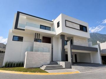 Casa de 4 habitaciones, Monterrey · Casa en Venta en Monterrey Carretera Nacional Sierra Alta