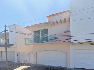Casa de 4 habitaciones, Boca del Río · Bellisima Casa de Dos Plantas Ubicada en C. Pulpo 167b, Veracruz