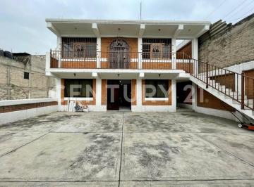 Casa · 272m² · 6 Recámaras · Casa en Venta en San Juan Guadalupe y Ticoman| Amplio Terreno y 6 Habitaciones
