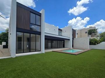 51af131cef33d47e9f83a01f1093d02226ba5be115ce800d8d94236a2b12f781 · Estrene Casa Dentro de Yucatán Country Club