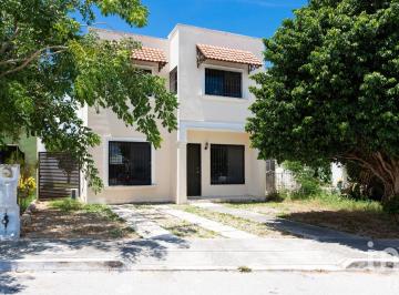 Casa · 90m² · 2 Recámaras · 2 Estacionamientos · Casa en Venta en Privada Bambu Gran Santa Fe, Caucel