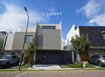 1 · Casa en Venta en Bosques Vallarta, Zapopan