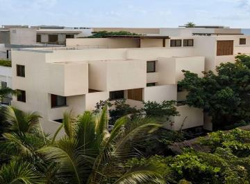 Edificio , Tulum · Edificio de 6 Departamentos, 2 Locales Comerciales, Rooftop y Alberca, en Venta