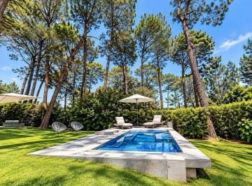 f4c5af382d53b79286369bf28723bd4063765225ef446138cf7c09b707b18935 · Casa en Venta Valle de Bravo/ Avandaro