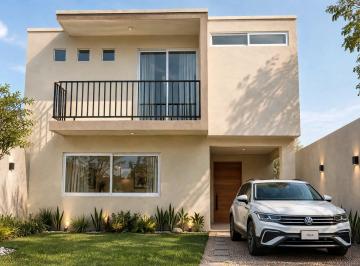 Casa de 3 habitaciones, Uruapan · Estrena Casa en Ejército Mexicano, Uruapan | 3 Recámaras | 2.5 Baños