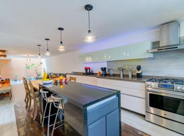 Casa de 4 habitaciones, Naucalpan de Juárez · Venta Casa Amplio Jardin Iluminacion Natural Lomas Verdes