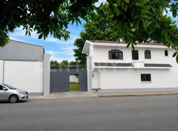 Bodega comercial · 732m² · 10 Estacionamientos · Nave Industrial en Renta
