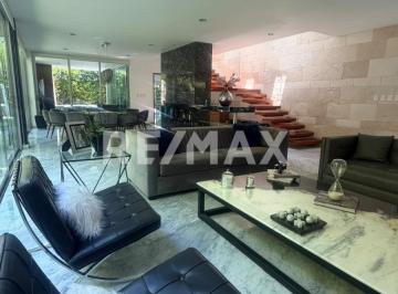 Casa en condominio de 4 habitaciones, Querétaro · Venta de Casa El Campanario Querétaro