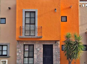 Casa en condominio de 3 habitaciones, San Miguel de Allende · Casa en Oferta Zirandaro