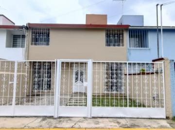 Casa de 3 habitaciones, Toluca · ¡Casa en Renta en La Ribera 1! | Ubicación Privilegiada