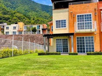 Casa en condominio · 175m² · 2 Recámaras · 2 Estacionamientos · Casa Amueblada en Venta Senderos del Lago 2 Jocotepec Jalisco