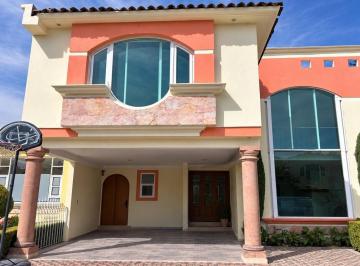 Foto 1 · Casa en Venta en Zinacantepec