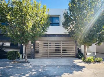 N/A · Casa Semiamueblada en Renta Frente a Parque | Nexxus Cristal 4, Escobedo