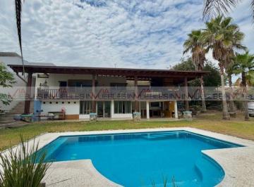 Rancho · 601m² · 4 Recámaras · 6 Estacionamientos · Rancho en Venta en Santiago