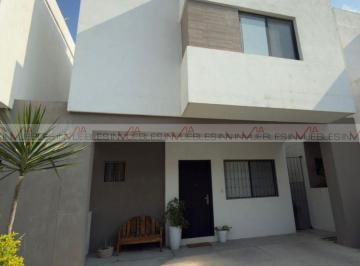 Casa · 140m² · 3 Recámaras · 2 Estacionamientos · Casa en Renta en Estancias Valle de Plata