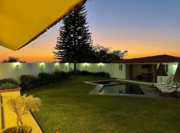dde29742bcbcaf2366c716d9f068b498aae9120776ae7926593b9860e85aa20b · Casa en Burgos Cuernavaca con Seguridad 24/7, Alberca y Excelentes Espacios