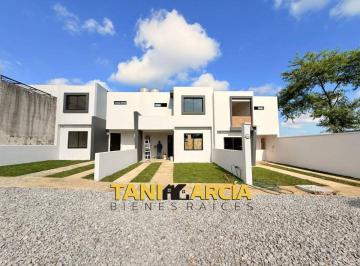 Casa de 3 habitaciones, Fortín · Vendo Casa Nueva en Fortín!.