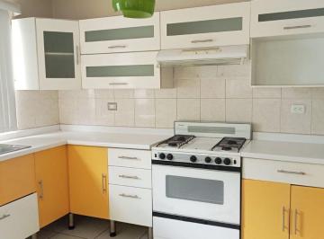 Casa de 3 habitaciones, Celaya · Casa en Renta en Celaya