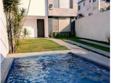 Casa de 3 habitaciones, Emiliano Zapata · Casa Moderna con Alberca en Emiliano Zapata