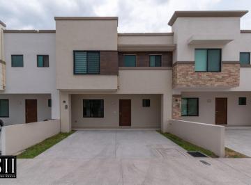 Casa de 3 habitaciones, Querétaro · Casa en Venta en La Vista Residencial Oportunidad