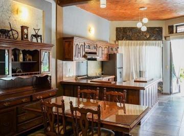 4ce6f8b9f7fce038776e22a1127668ba8d0b950dc7e578f5b91c94a03223db15 · En Venta Casa con Casita y Departamentos en San Miguel de Allende: Jardines II