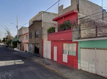 Casa de 3 habitaciones, Nezahualcóyotl · Casa en Venta en Impulsora Popular Avícola