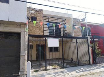 Casa · 134m² · 3 Recámaras · 2 Estacionamientos · Frac. El Mante 3 Habitaciones 2 Niveles
