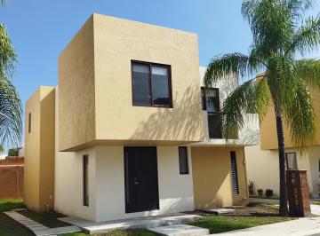 Casa de 3 habitaciones, Corregidora · Rento Casa Seminueva en Puerta Real 2.