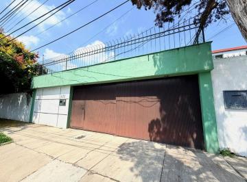 Casa de 9 habitaciones, Zapopan · Casa en Venta en Ciudad del Sol