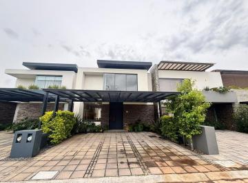 bf261c4fd8d3ada4c1a0a0e1f7ed49f1ddaf3910178fcdda3af2fc2adccda5b3 · Casa en Venta, Magnolias Altozano Morelia