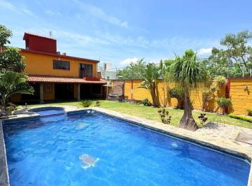 Casa de 4 habitaciones, Emiliano Zapata · Casa en Venta Fracc. Burgos en Exclusiva, Vela Antes Que Se Venda
