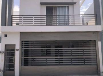 Casa de 3 habitaciones, General Escobedo · Casa en Renta Totalmente Amueblada en Privadas de Lindora, Escobedo, Nuevo León