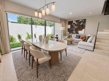 Casa de 3 habitaciones, Benito Juárez · Casa en Venta Residencial Arbolada Av: Huayacán Cancún