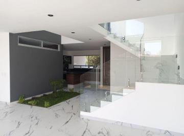 Casa de 3 habitaciones, León · Casa de 3 Recámaras c/u con Baño en Venta en Residencial Punta del Este
