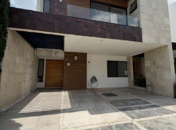 Casa en condominio de 3 habitaciones, Ocoyucan · Casa en Renta Lomas de Angelopolis III