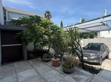 Casa de 4 habitaciones, Querétaro · Juriquilla Misión de Padua $14