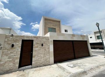 Casa de 3 habitaciones, Saltillo · Casa Nueva en Renta en Fracc. Misiones