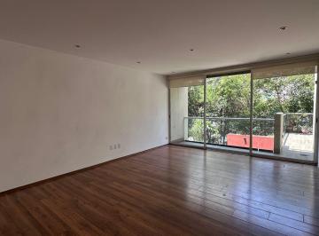 Departamento de 2 habitaciones, Cuauhtémoc · Departamento en Venta con Amplia Terraza en Calle Arbolada