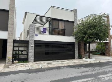 Casa de 3 habitaciones, García · Casa de 150 m² con 3 Recámaras en Renta en Valle de Cumbres