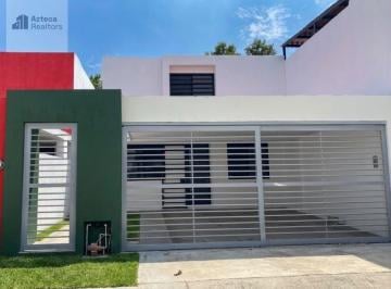 Casa · 160m² · 3 Recámaras · 2 Estacionamientos · Casa en Renta Valle del Jaguar