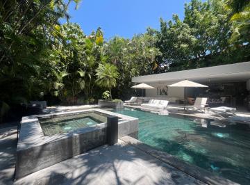 Casa en condominio de 6 habitaciones, Jiutepec · Residencia Exclusiva en Sumiya