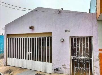 Casa · 140m² · 3 Recámaras · 1 Estacionamiento · Casa en Venta en San José Río Verde